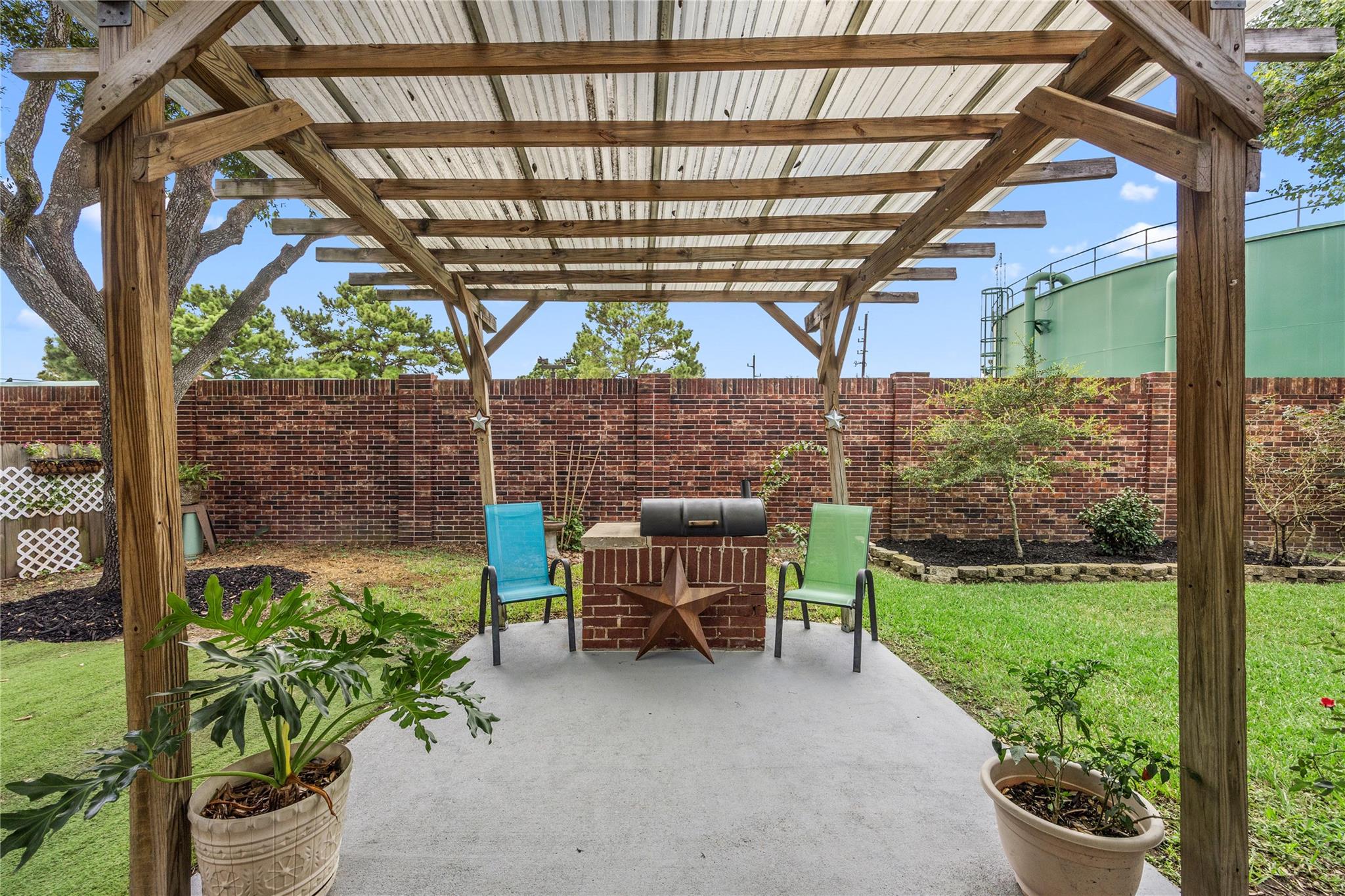 21139 Wildcroft Drive