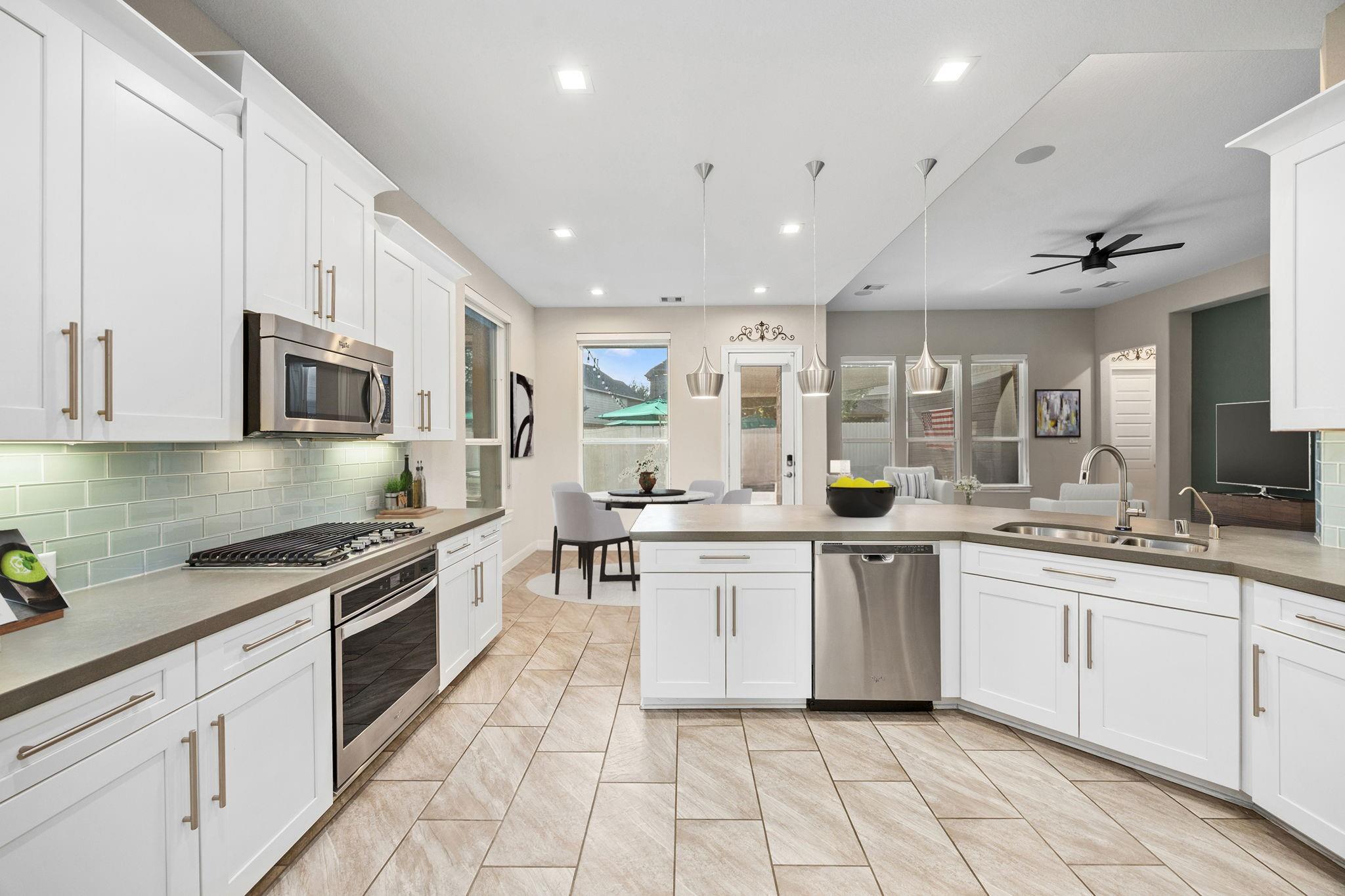 843 Butterfly Garden Trail