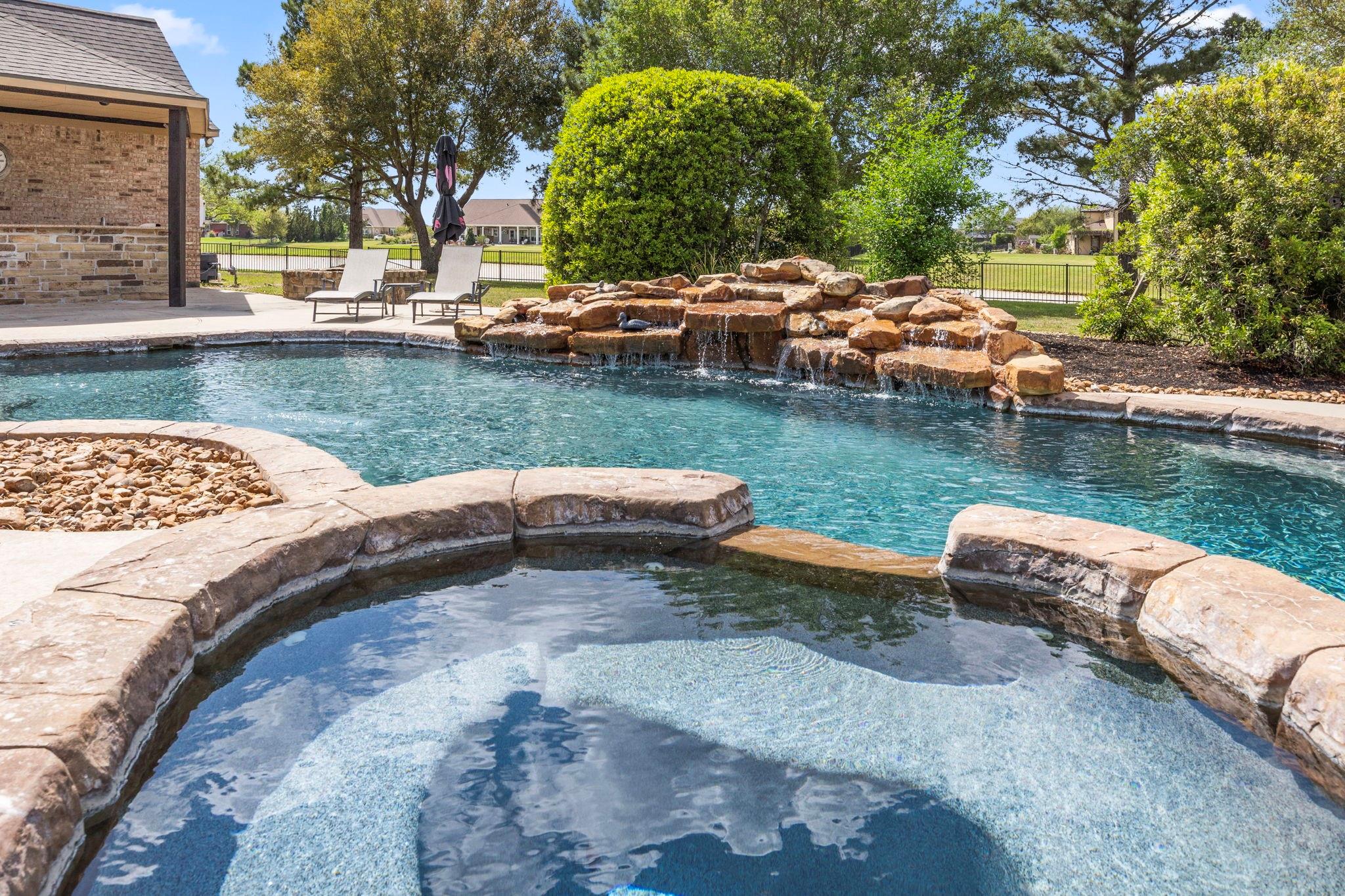 4611 Oasis Point