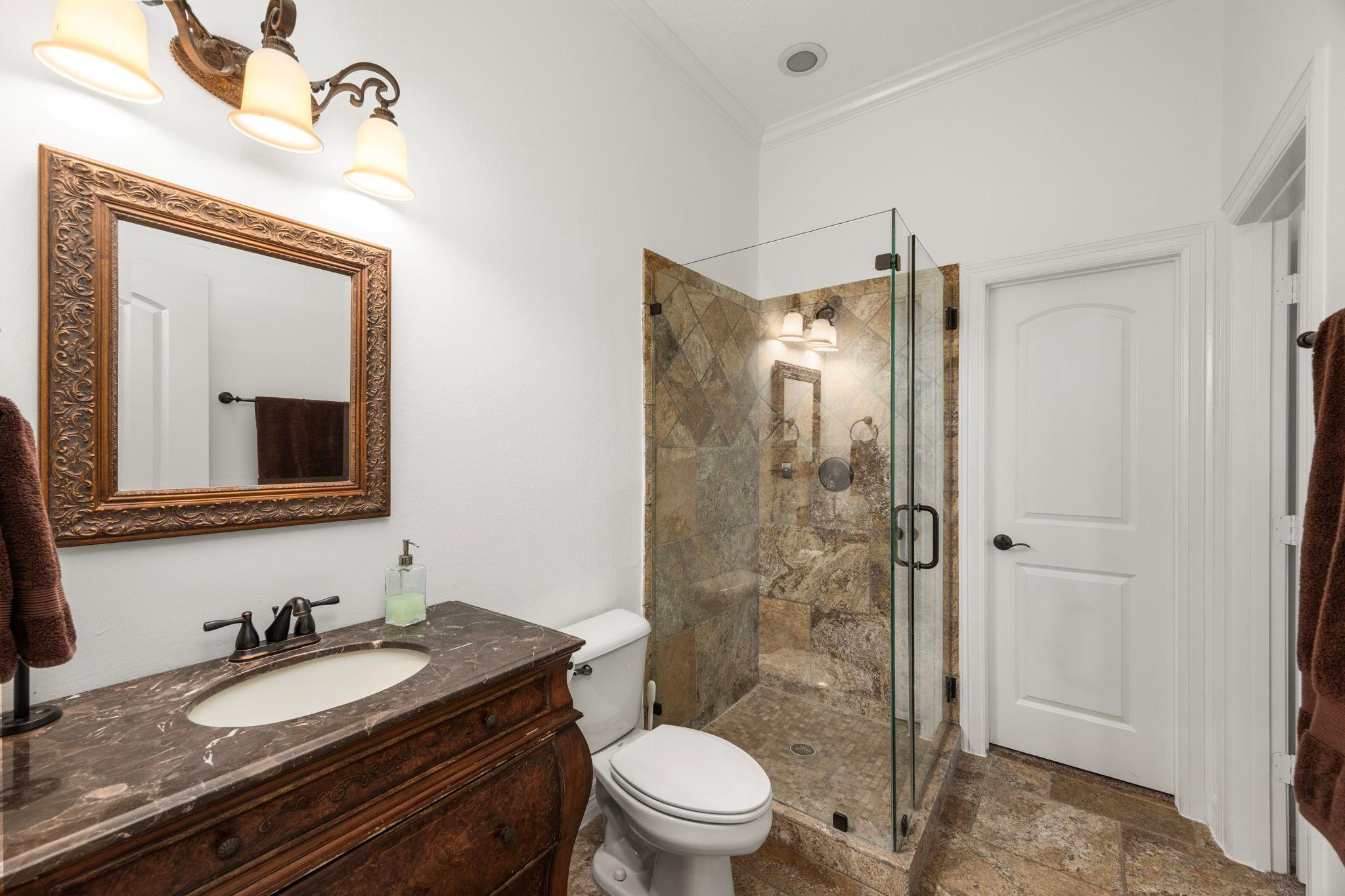 4611 Oasis Point