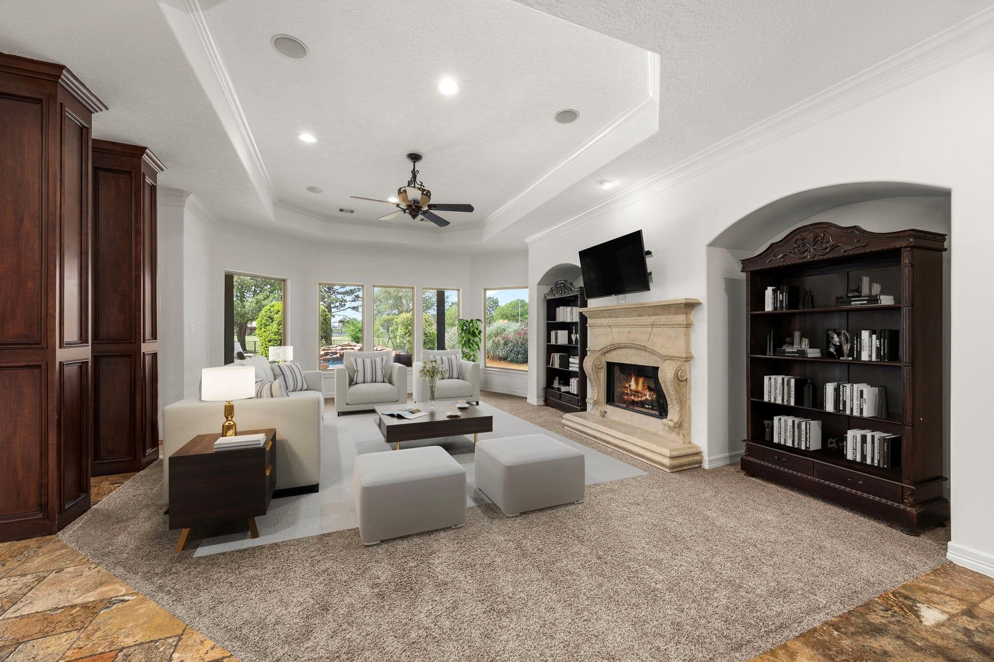 4611 Oasis Point