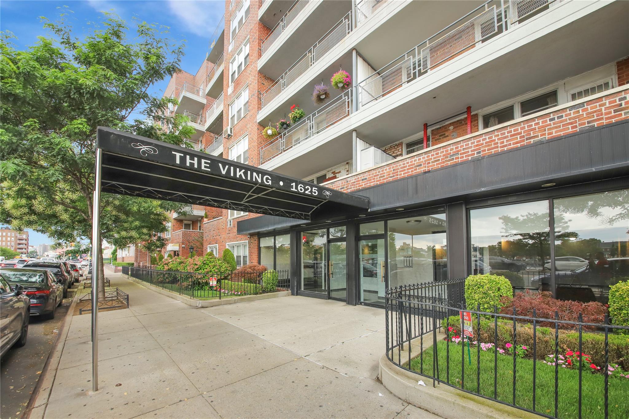 1625 Emmons Avenue Unit: 6B
