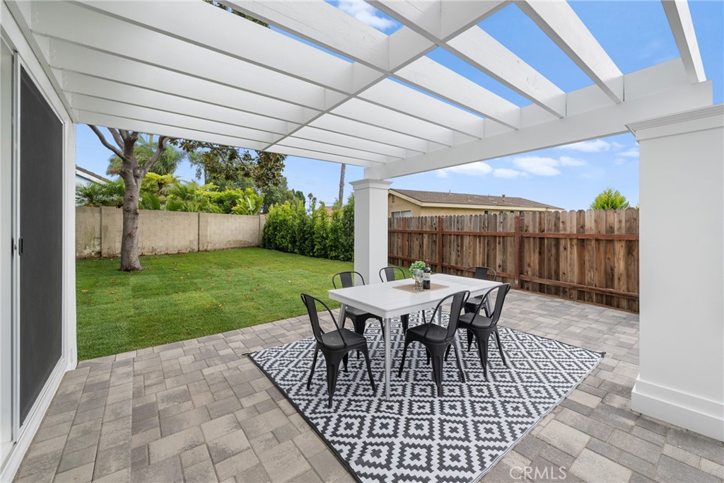 8182 Whitburn Circle