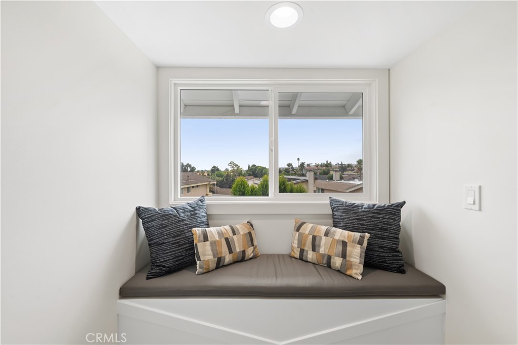 8182 Whitburn Circle