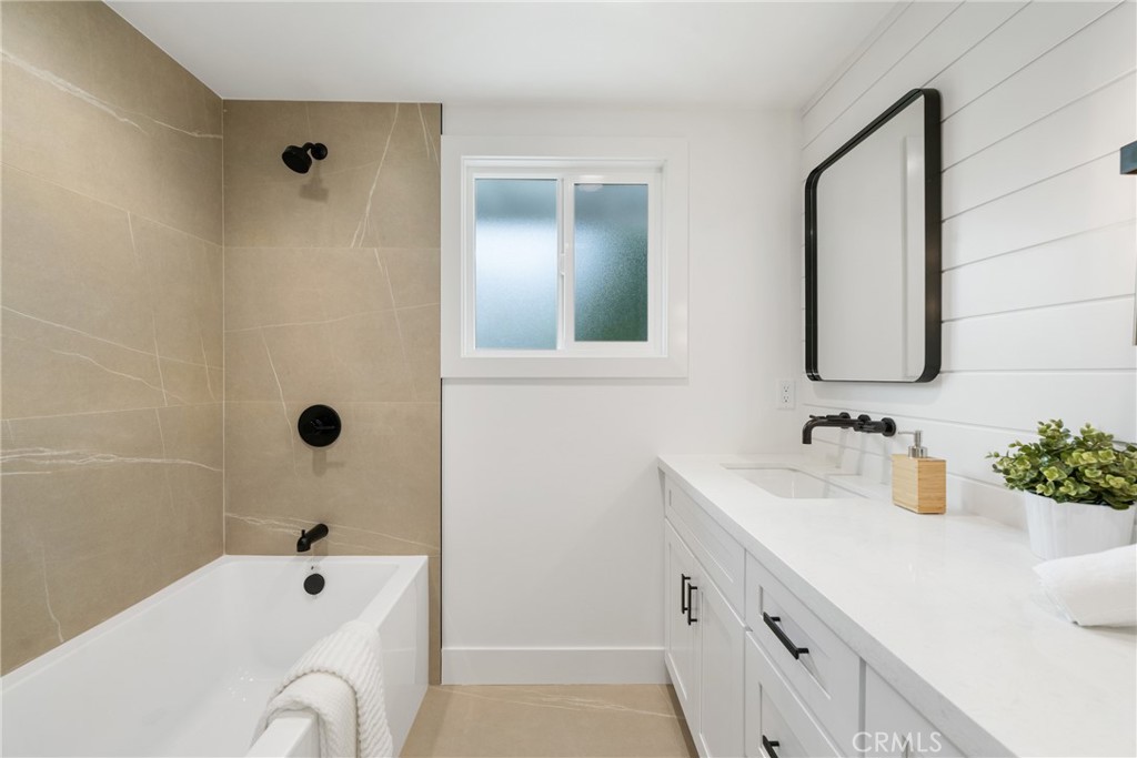 8182 Whitburn Circle