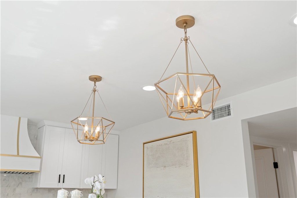 8182 Whitburn Circle