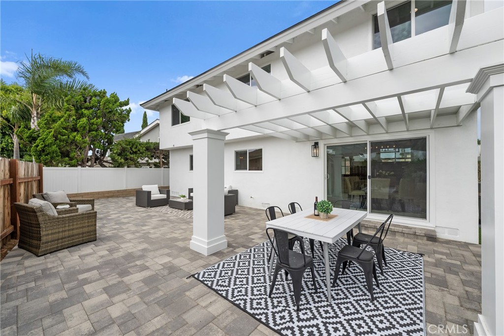 8182 Whitburn Circle