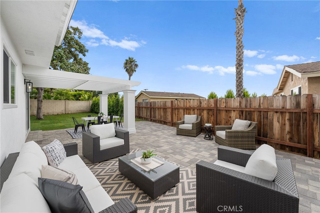 8182 Whitburn Circle