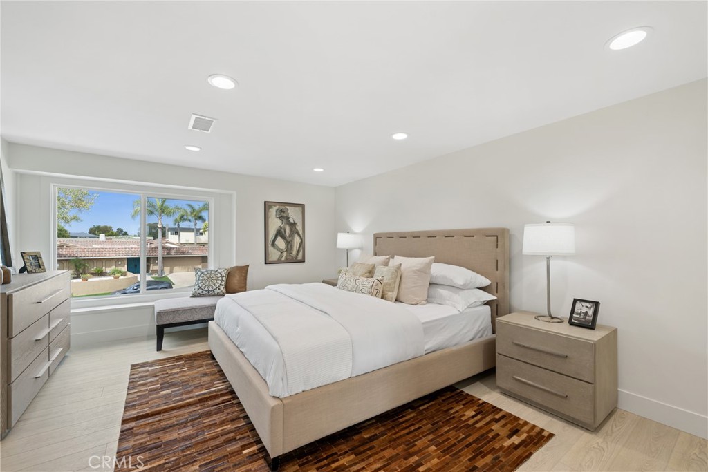 8182 Whitburn Circle