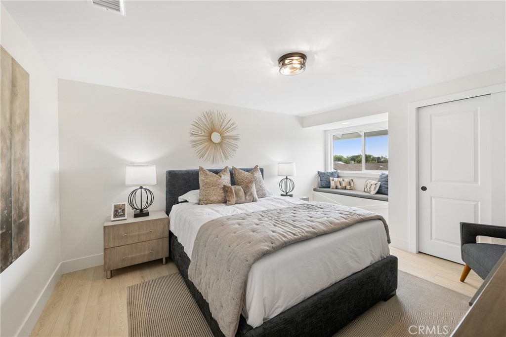 8182 Whitburn Circle