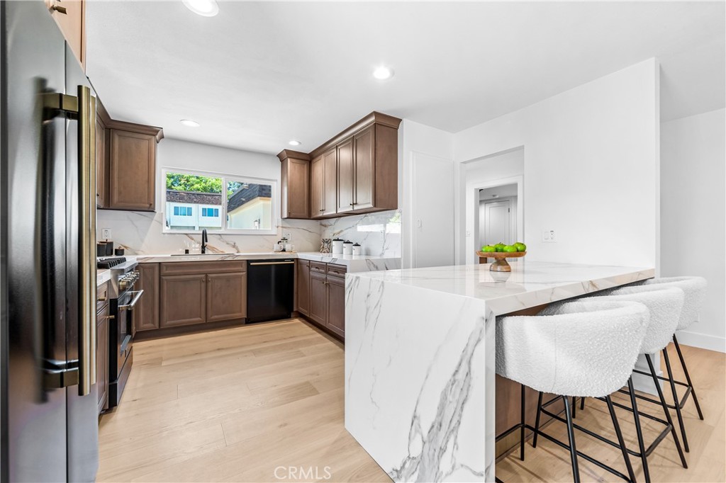 11 Rockrose Way