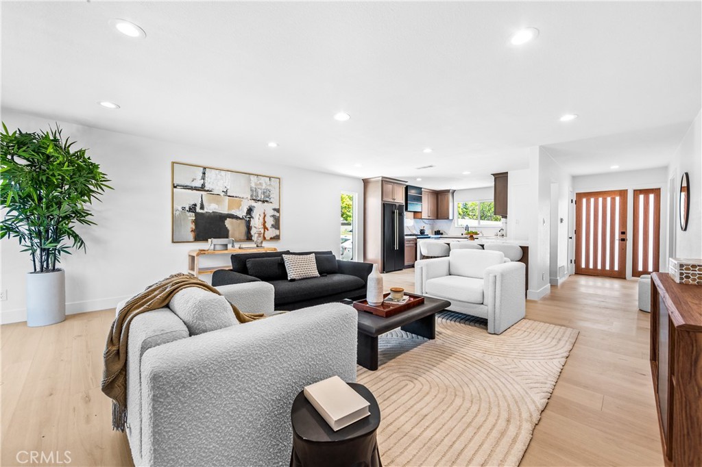 11 Rockrose Way