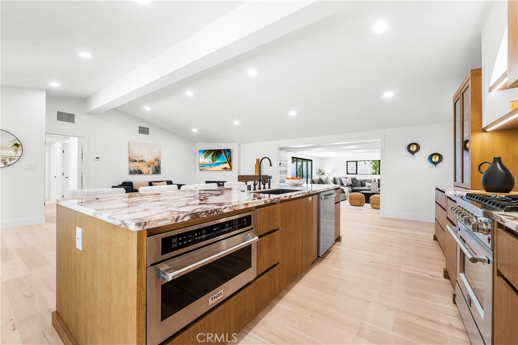 213 Wellesley