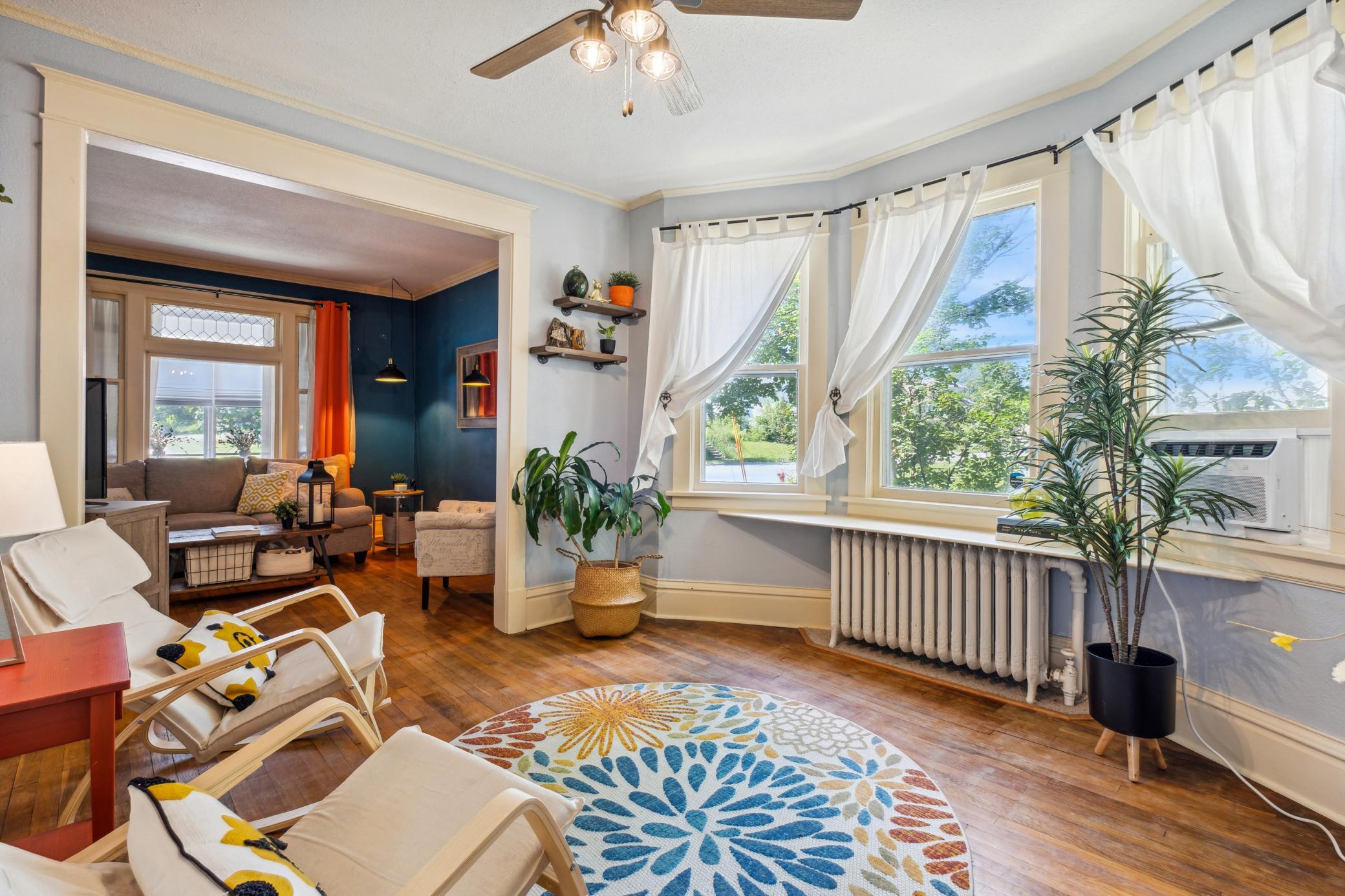 1271 7th Street E