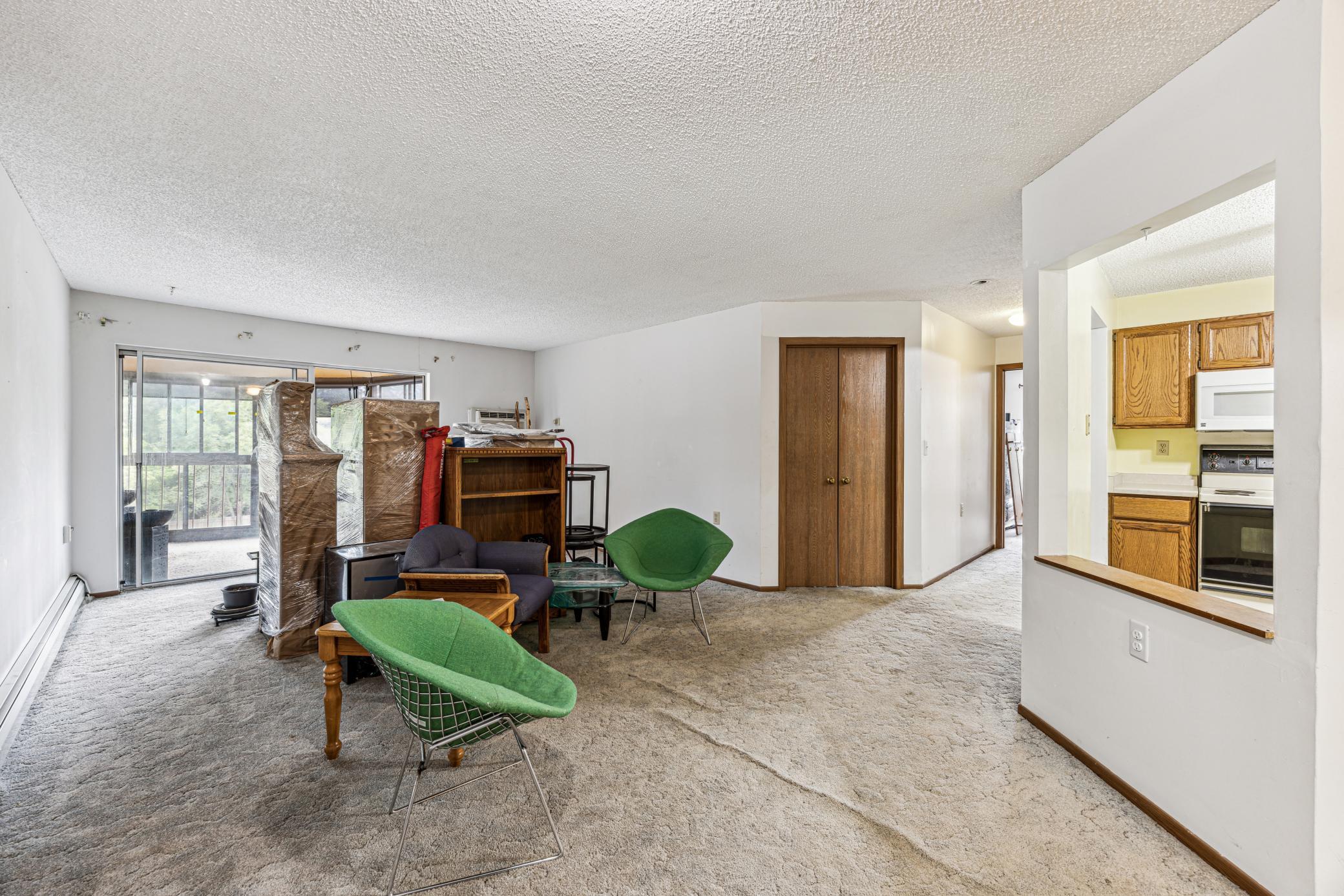 3232 Fremont Avenue N Unit: 309