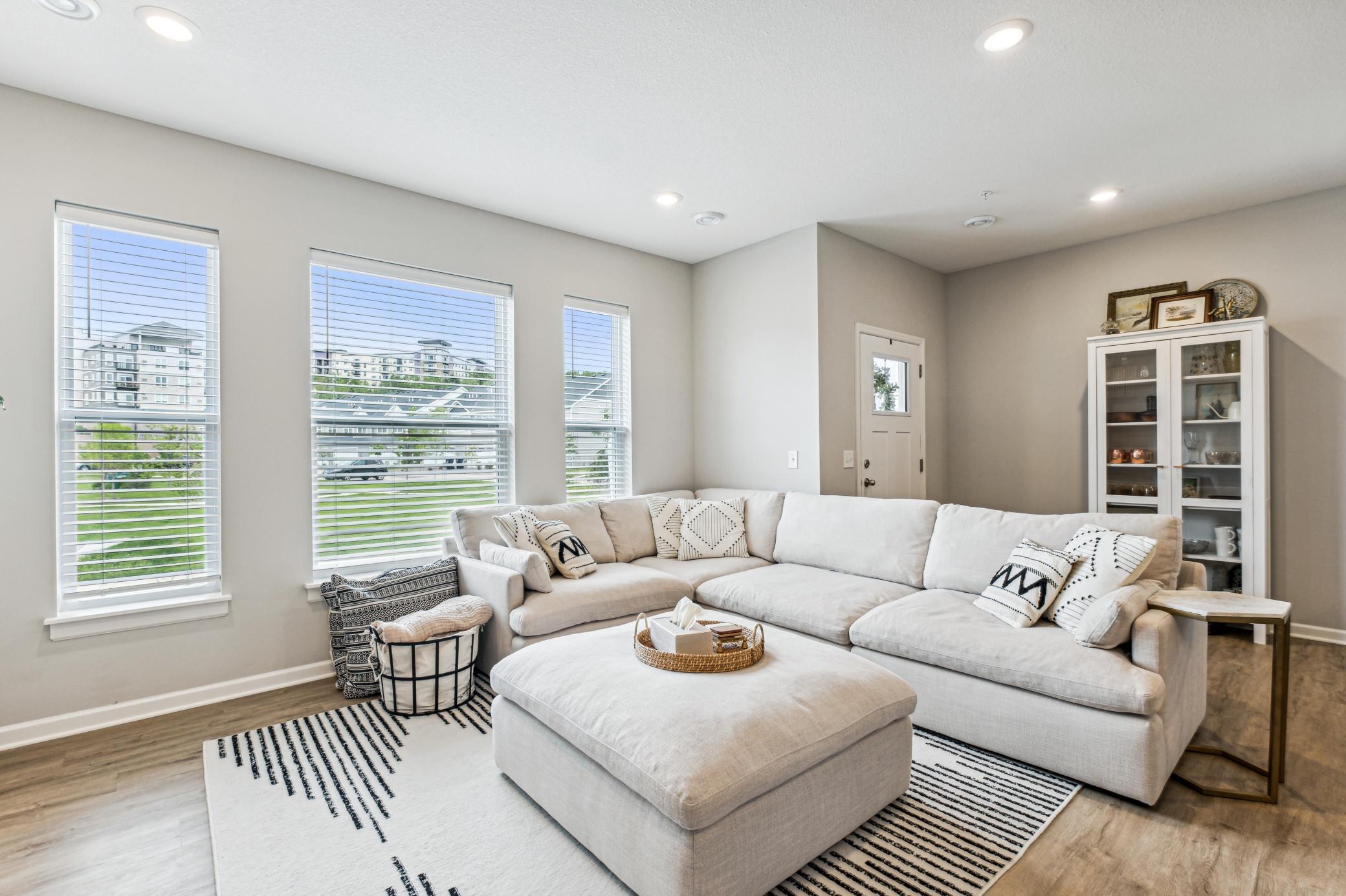 14592 Twin Lakes Circle