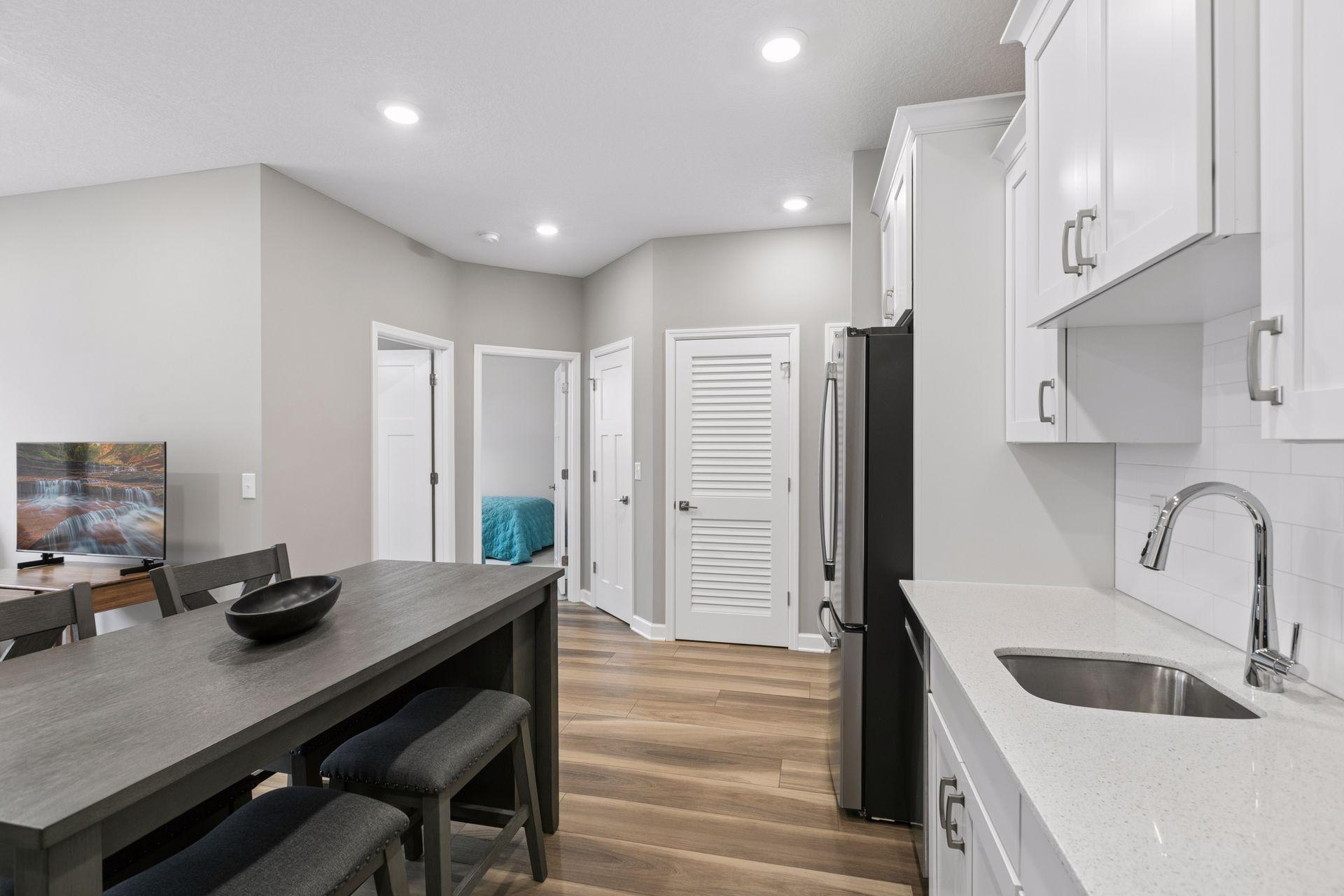 6331 Apple Court