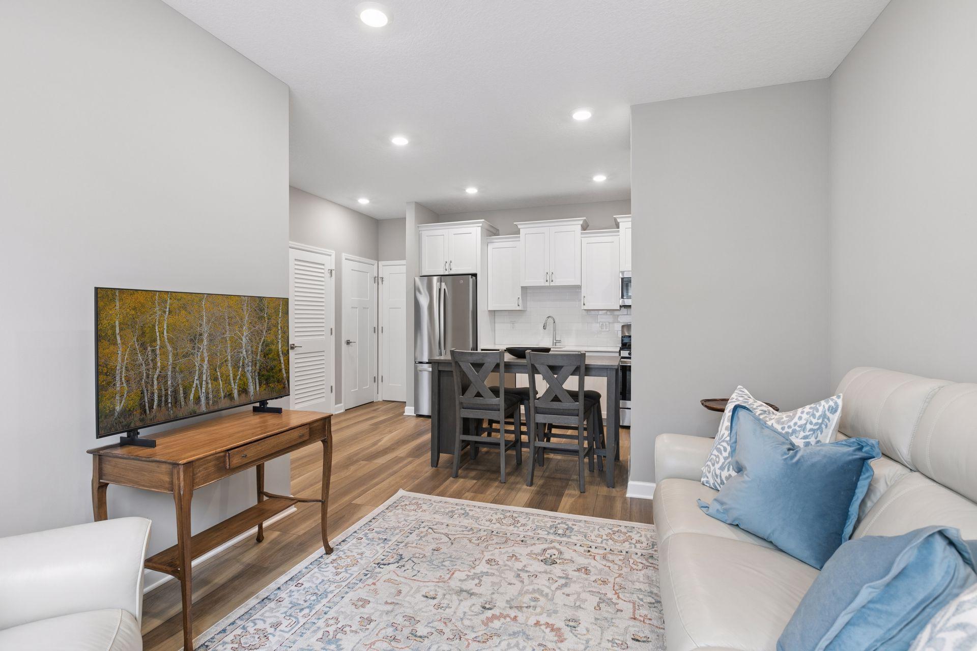 6331 Apple Court