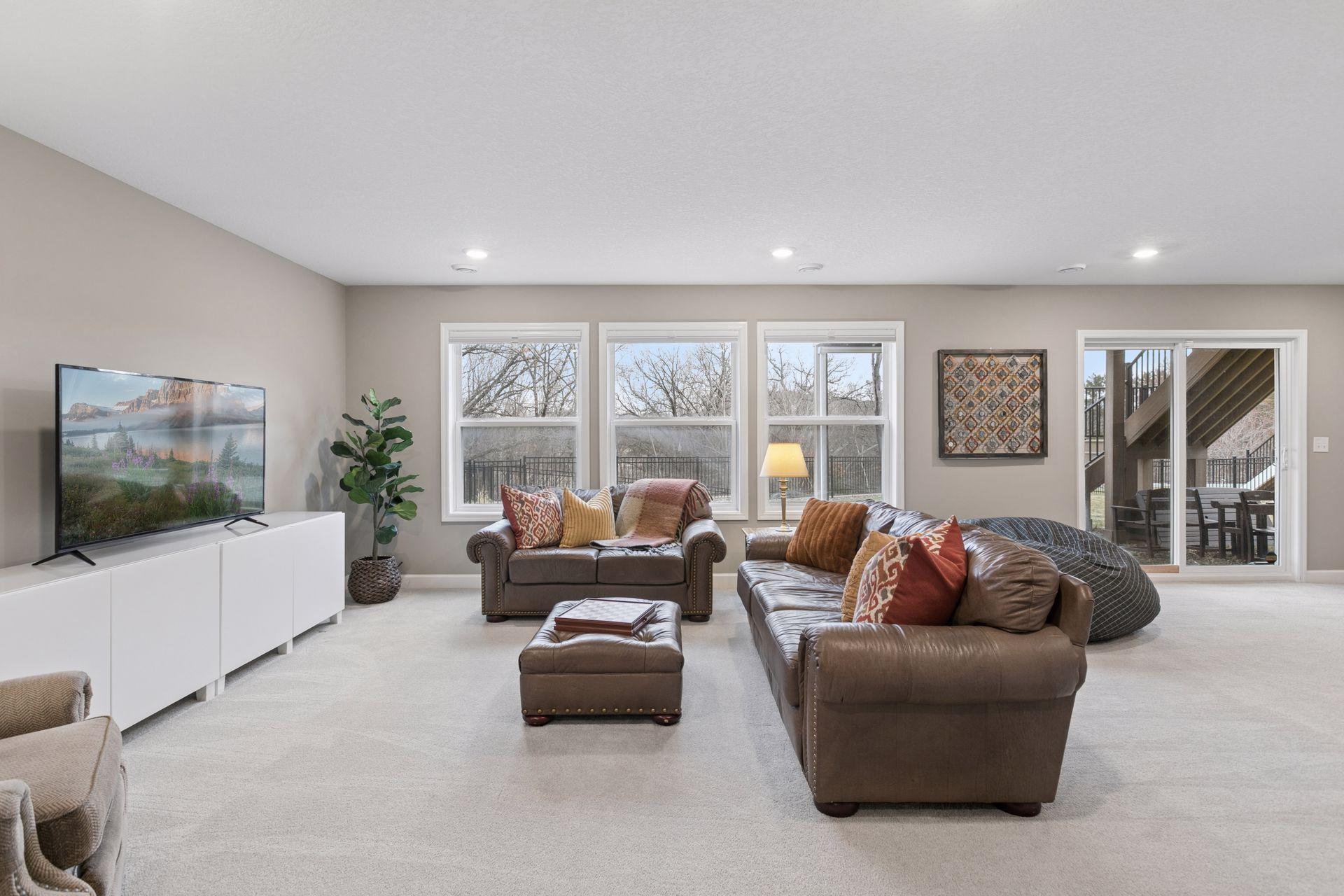 6331 Apple Court
