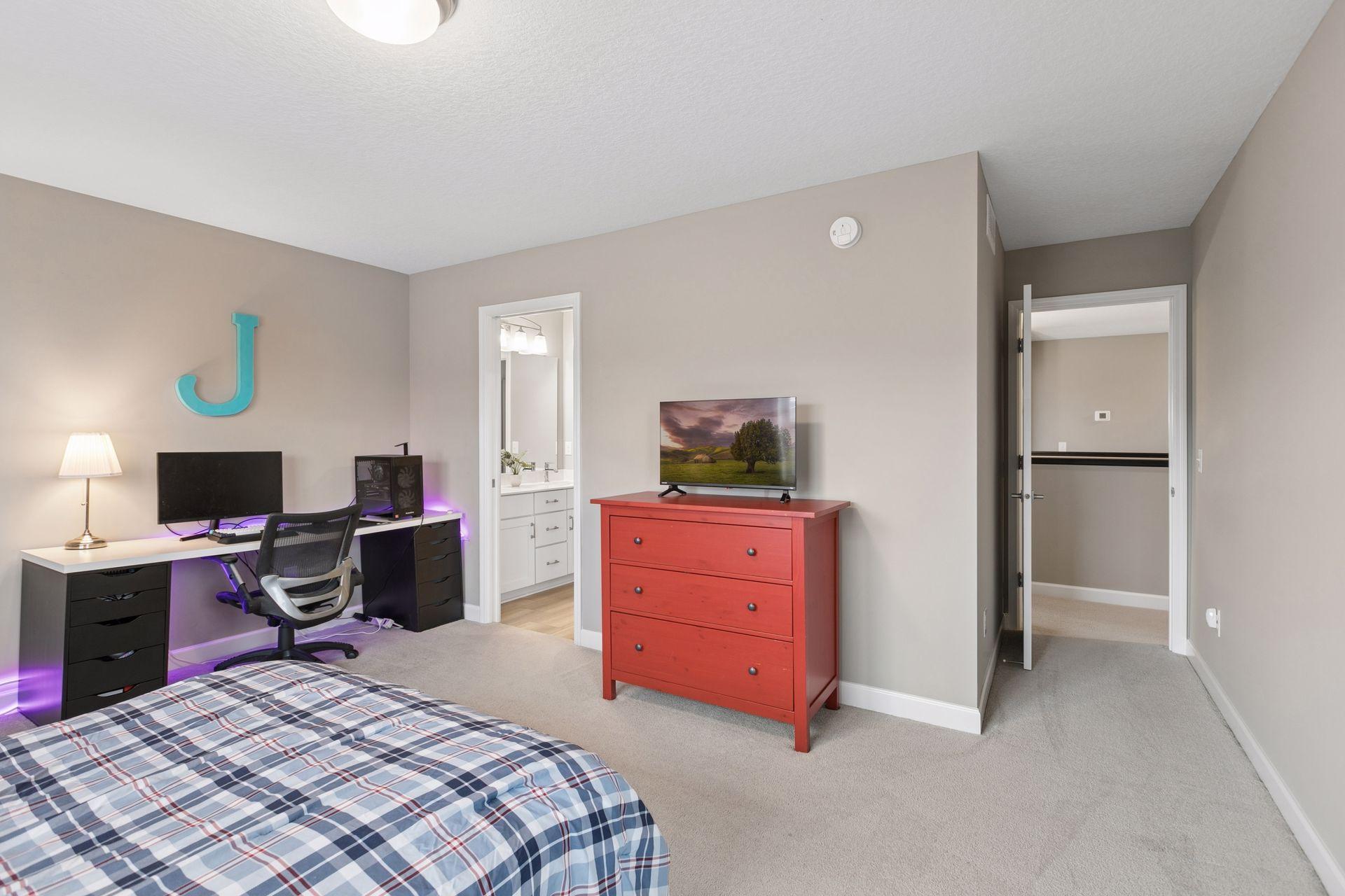 6331 Apple Court