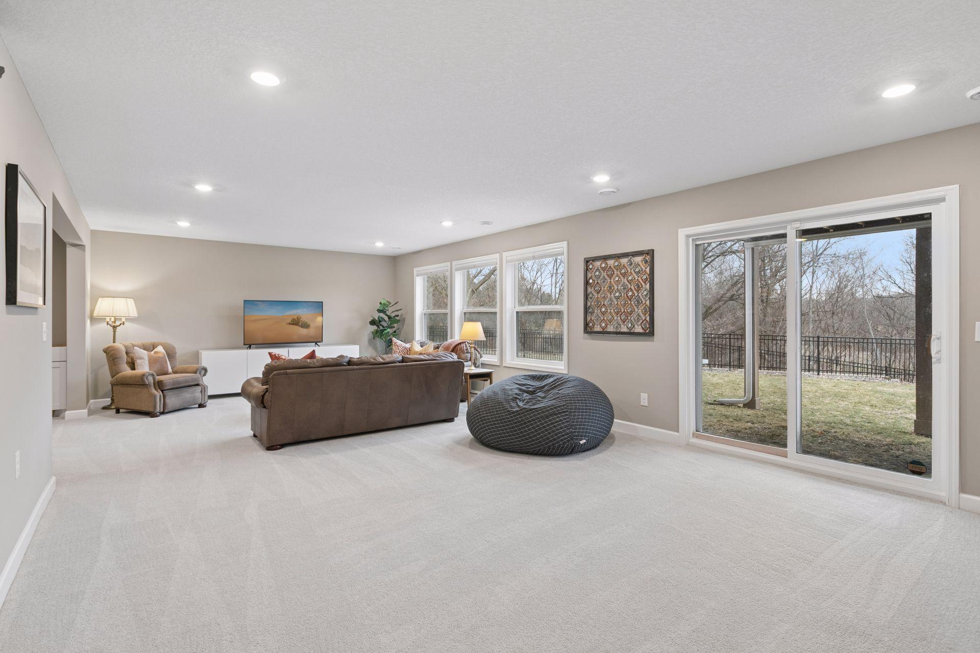 6331 Apple Court