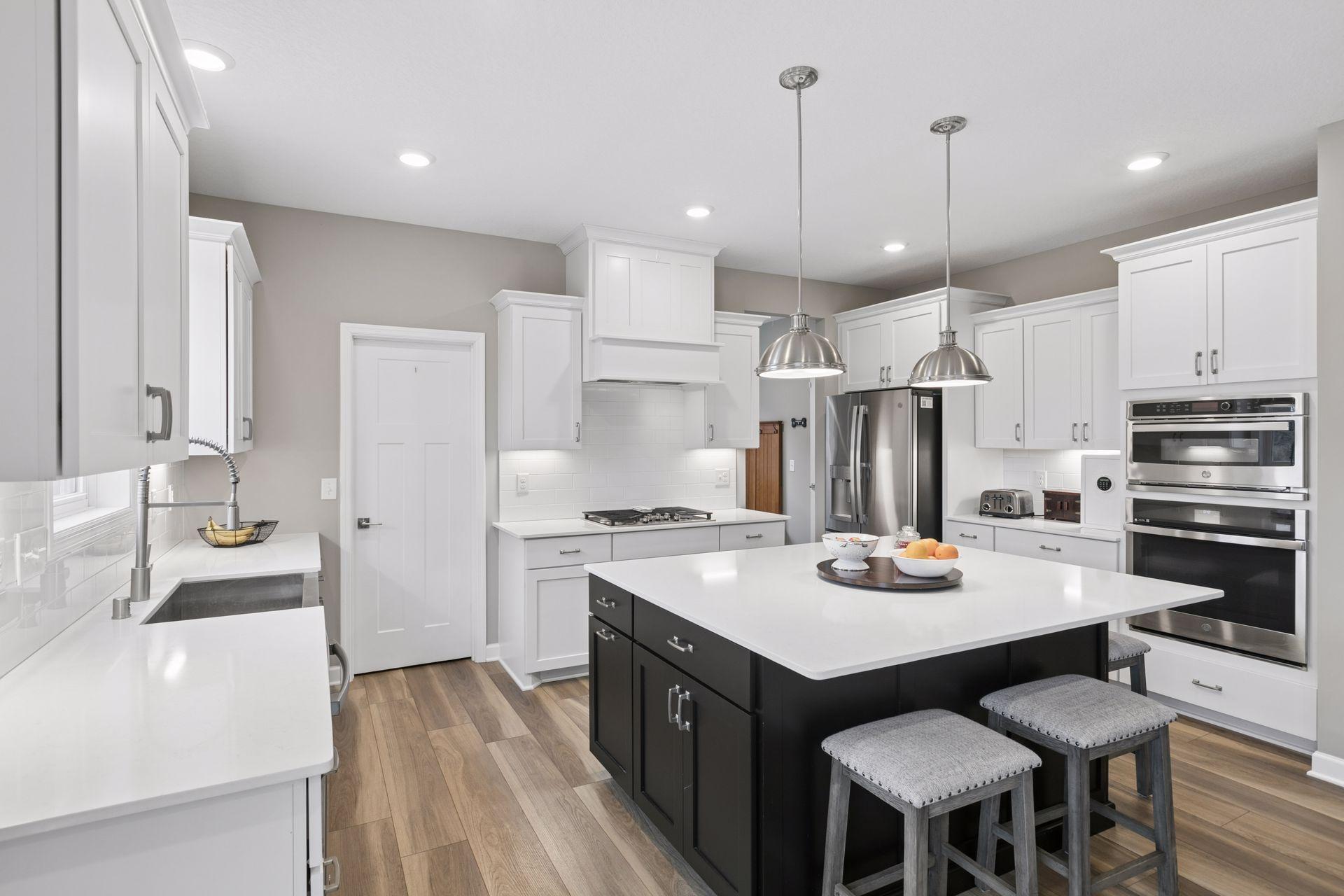 6331 Apple Court