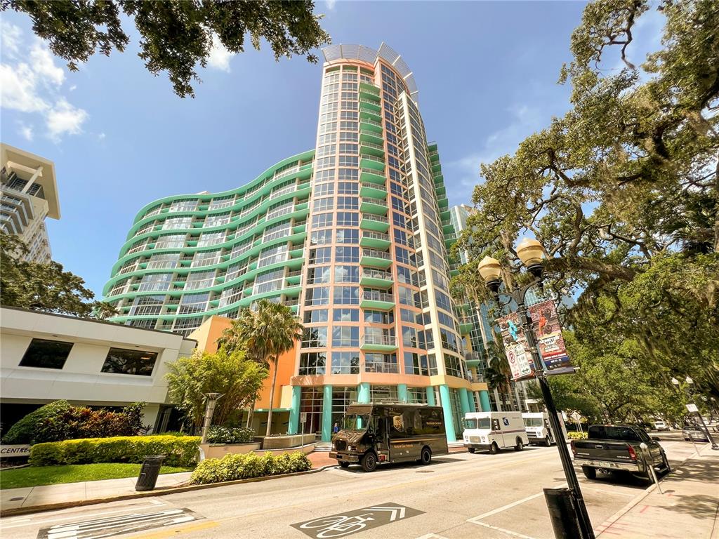 322 E CENTRAL BOULEVARD Unit: 1204