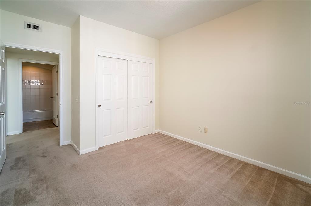 322 E CENTRAL BOULEVARD Unit: 1204