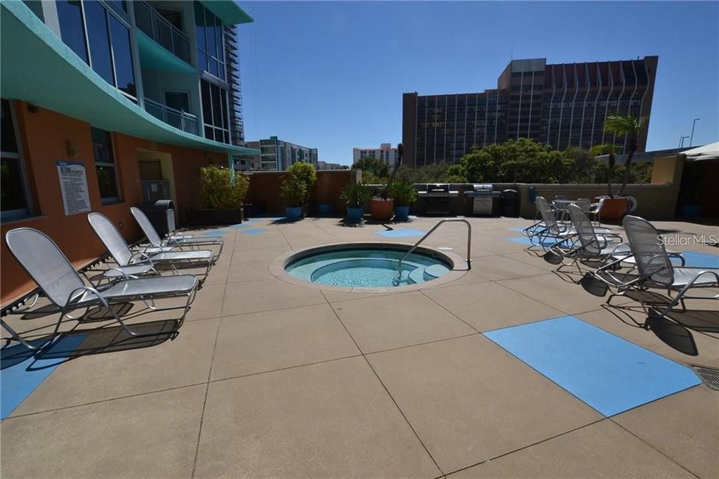 322 E CENTRAL BOULEVARD Unit: 1204