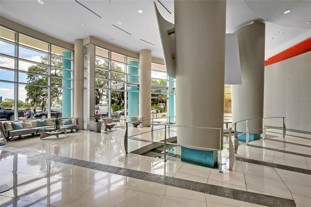 322 E CENTRAL BOULEVARD Unit: 1204