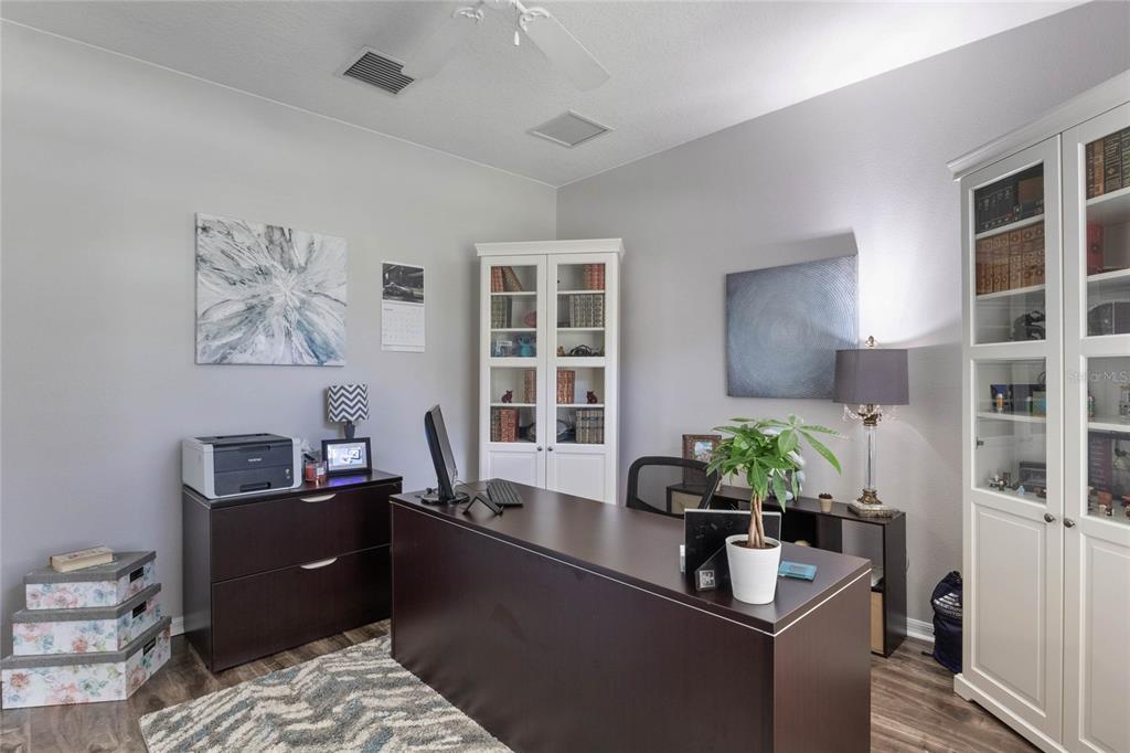 739 BAINBRIDGE LOOP