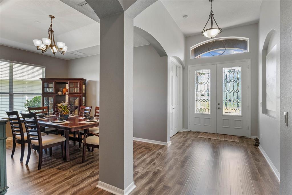 739 BAINBRIDGE LOOP