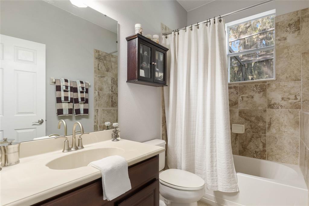 739 BAINBRIDGE LOOP
