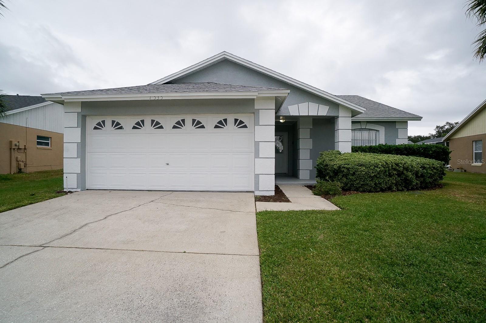 1535 INDIAN OAKS TRAIL