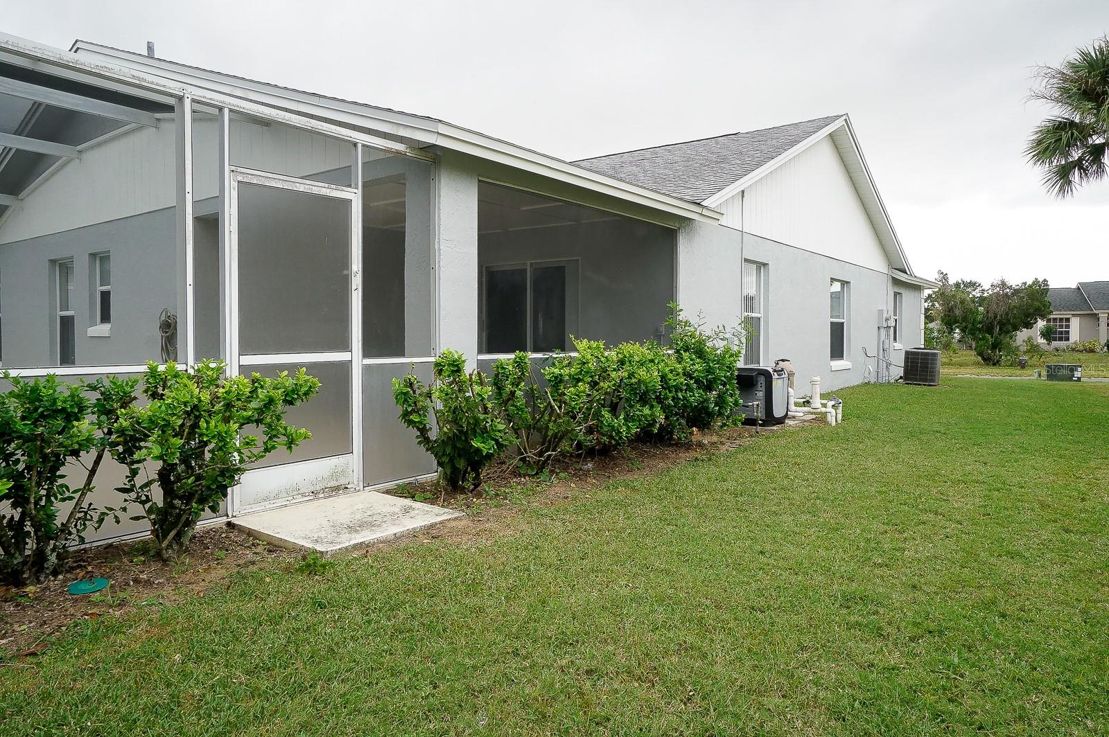 1535 INDIAN OAKS TRAIL