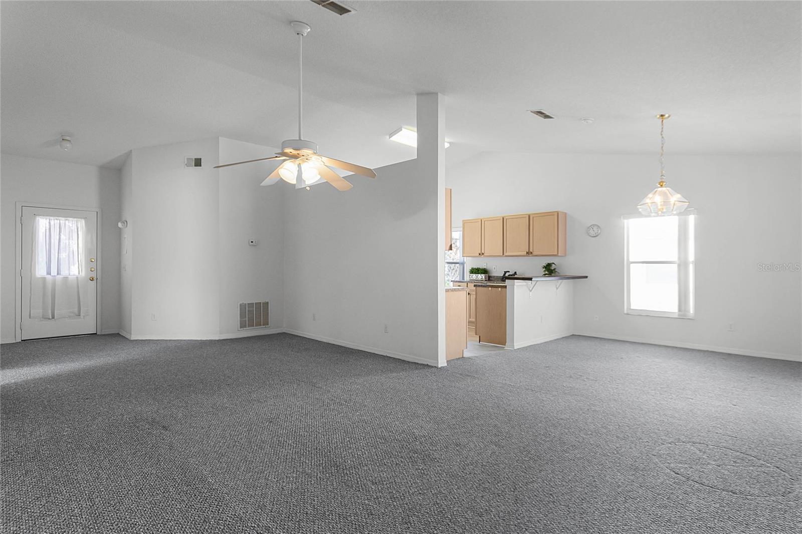 1535 INDIAN OAKS TRAIL