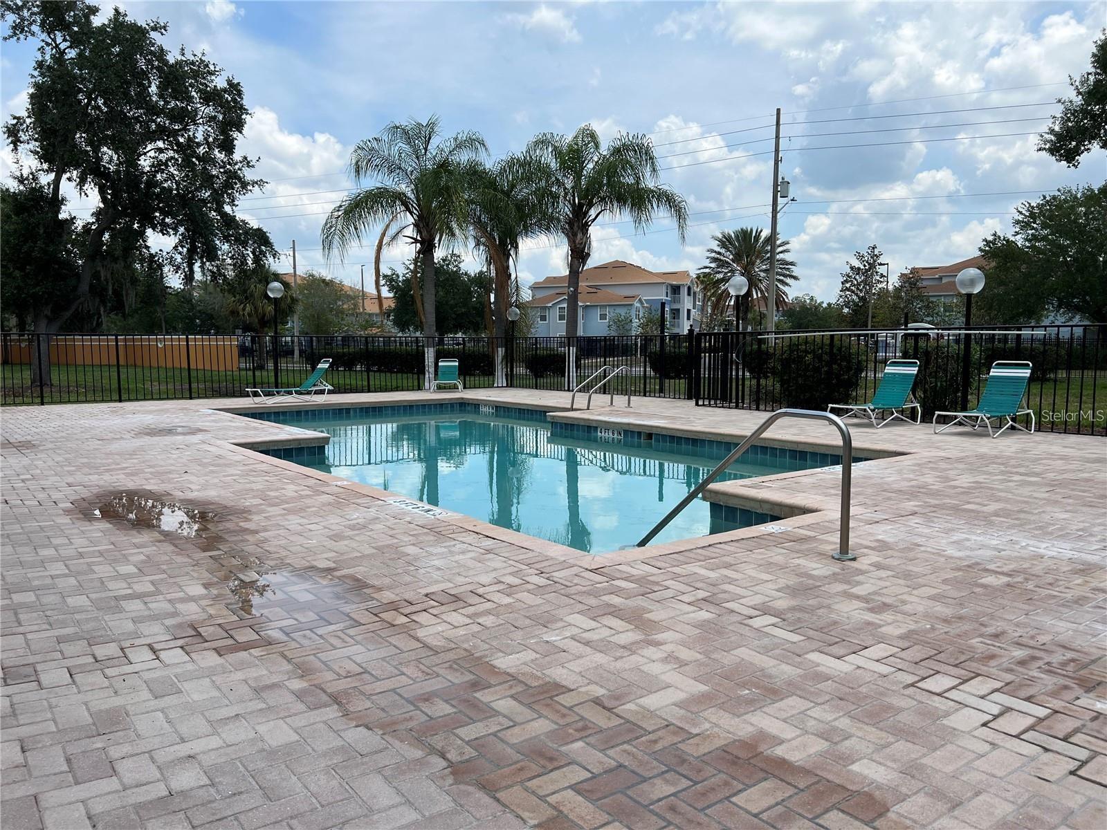 4630 COMMANDER DRIVE Unit: 1028