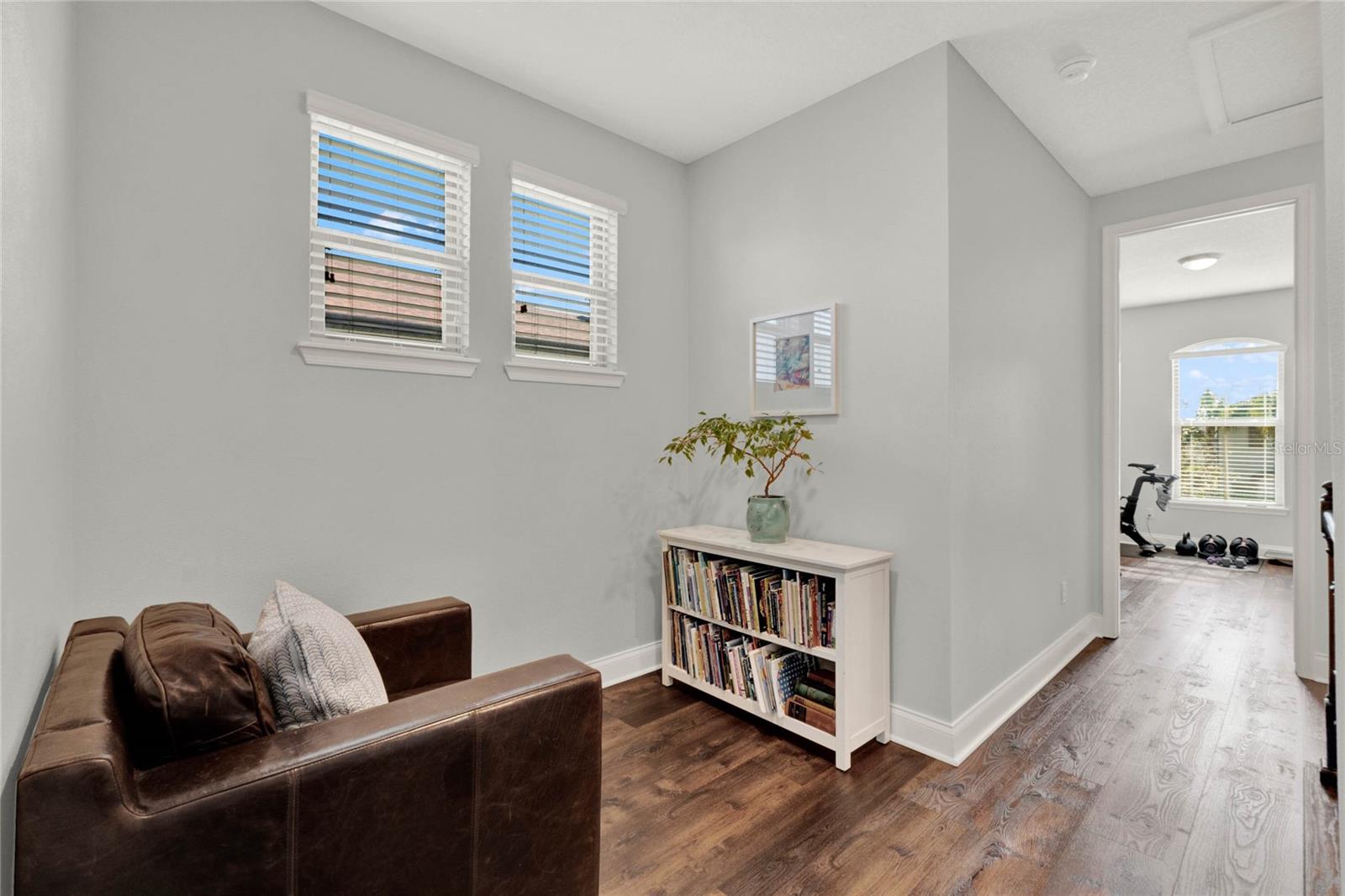 8330 VIVARO ISLE WAY