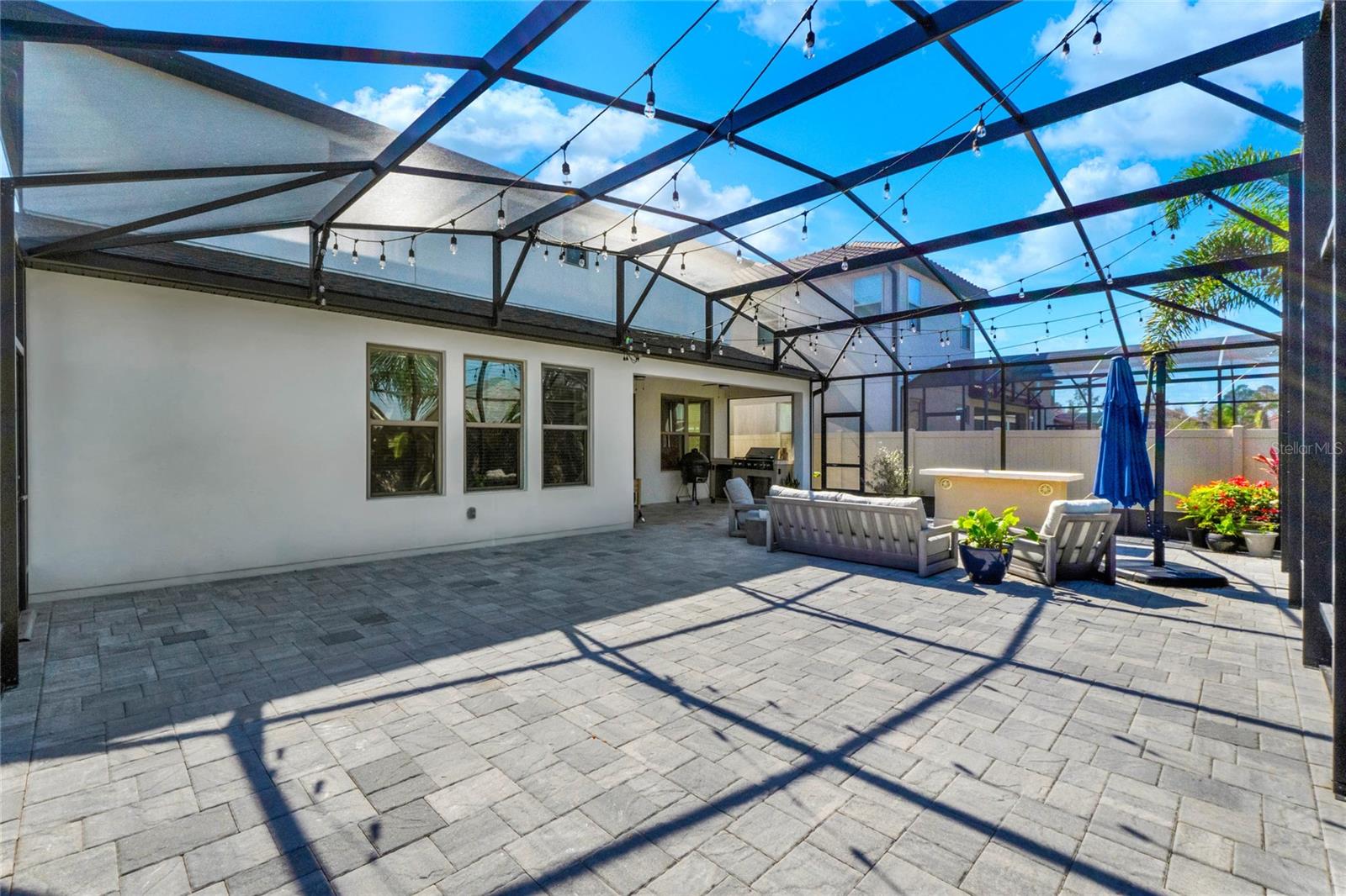 8330 VIVARO ISLE WAY