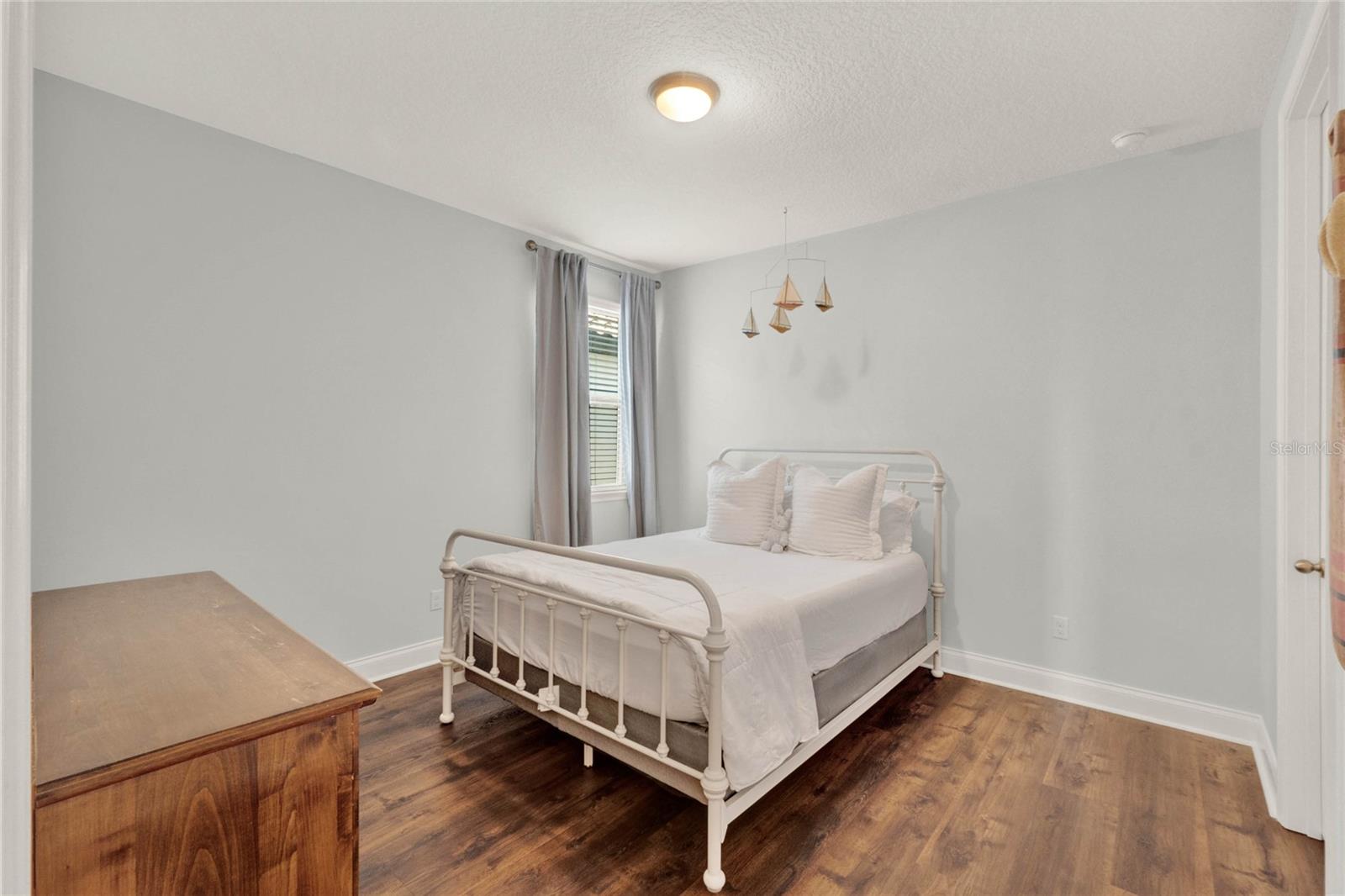 8330 VIVARO ISLE WAY