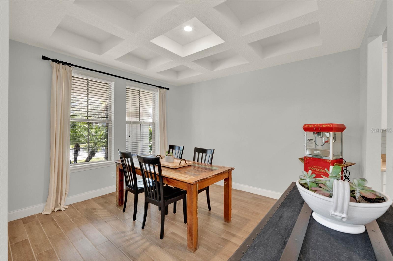 8330 VIVARO ISLE WAY