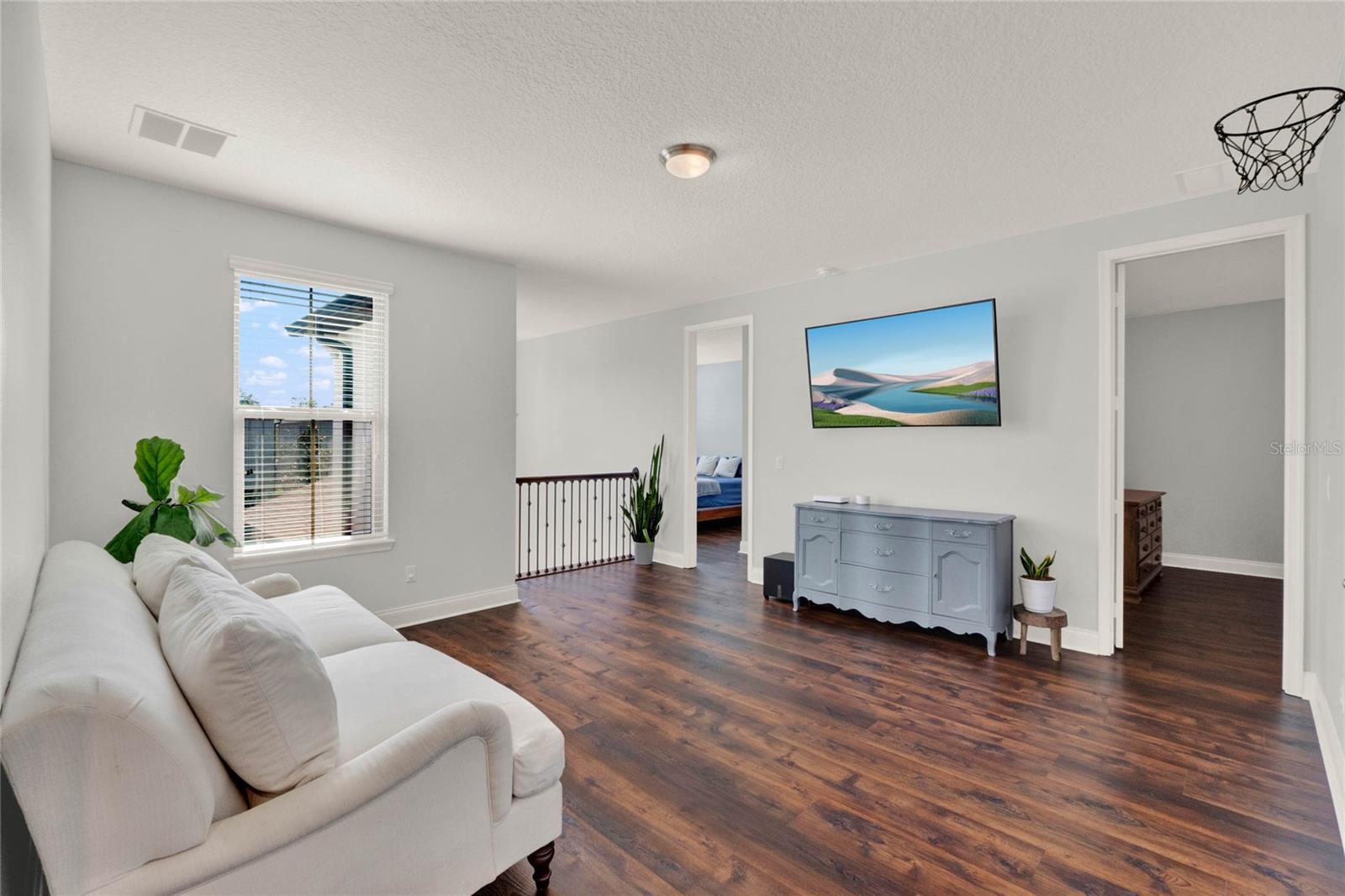 8330 VIVARO ISLE WAY