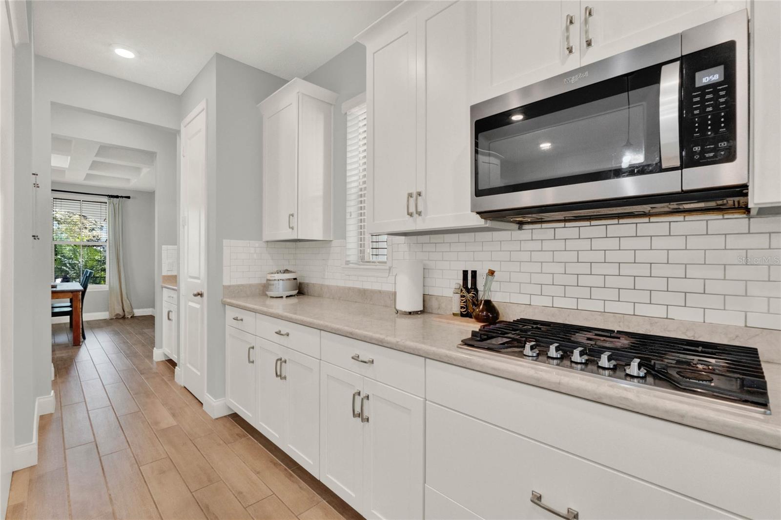 8330 VIVARO ISLE WAY