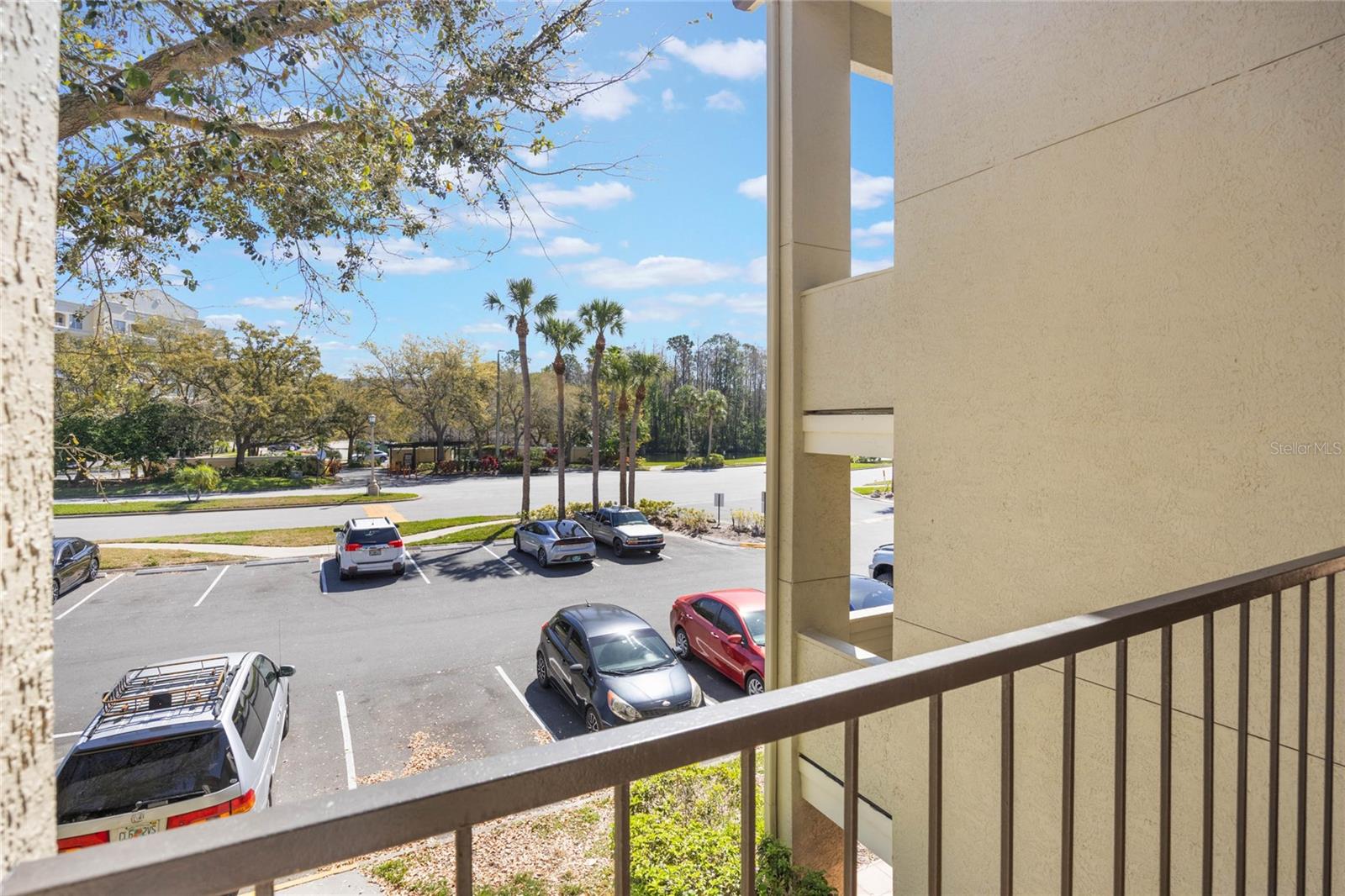 3004 PARKWAY BLVD #203