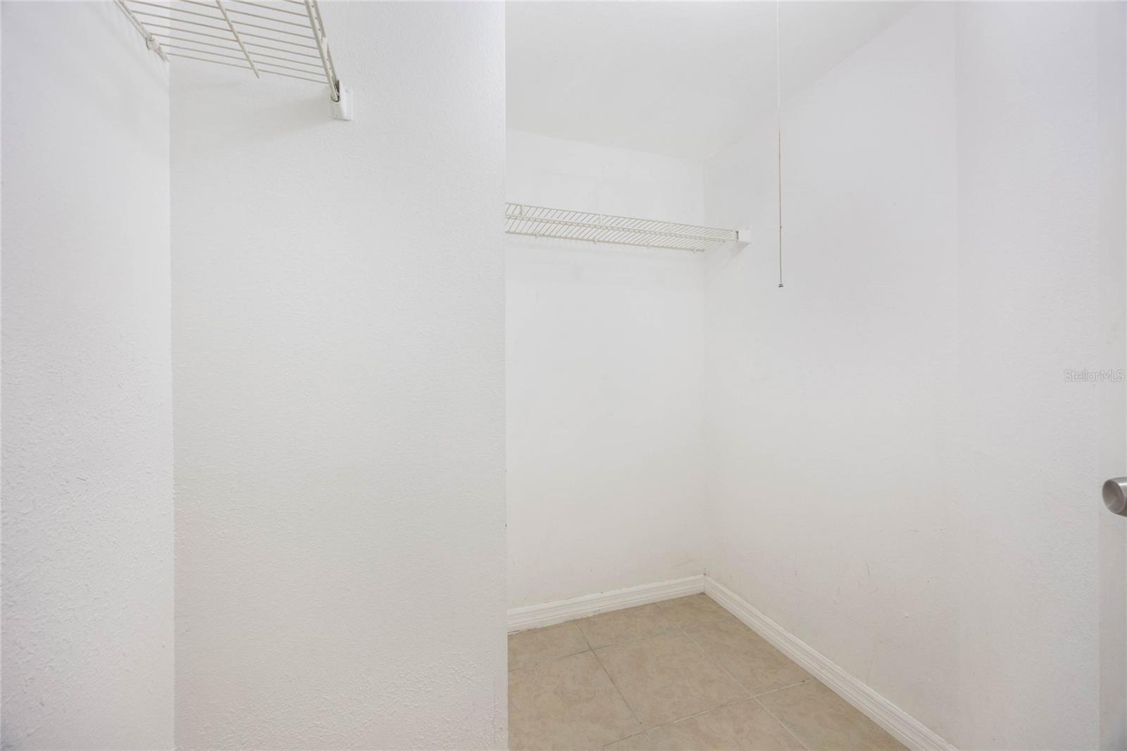 3004 PARKWAY BLVD #203