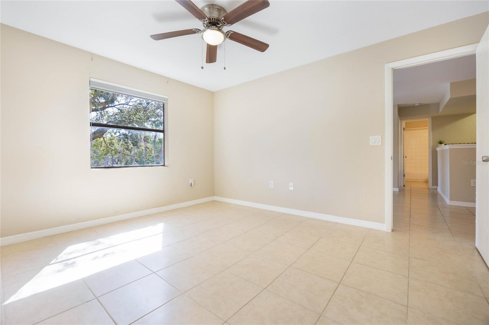 3004 PARKWAY BLVD #203