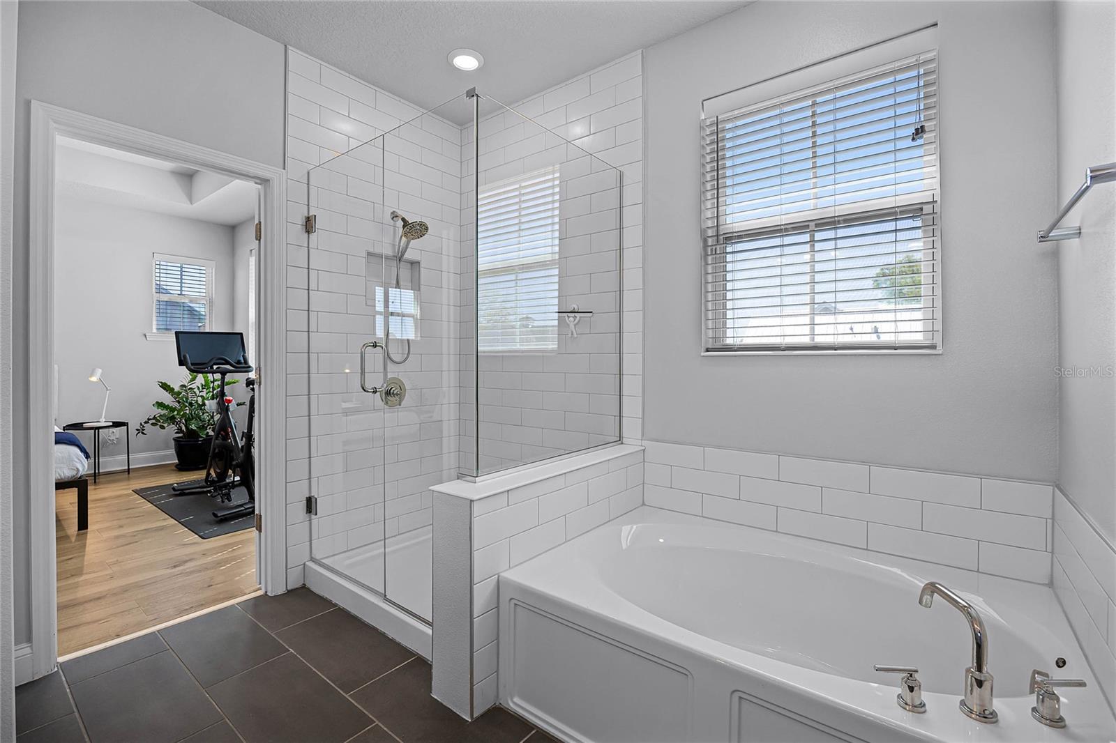 1118 EAGLES PASS WAY