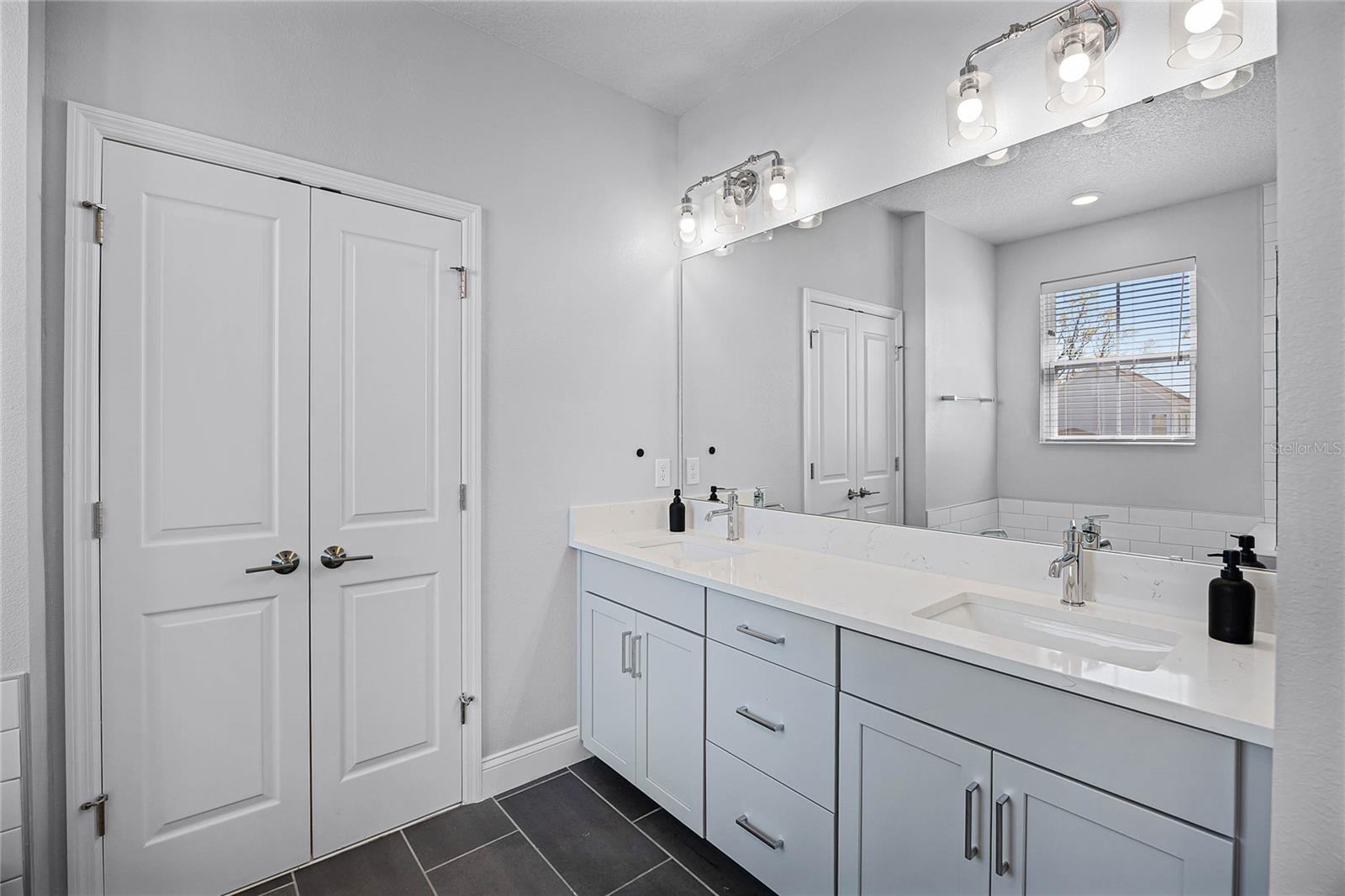 1118 EAGLES PASS WAY