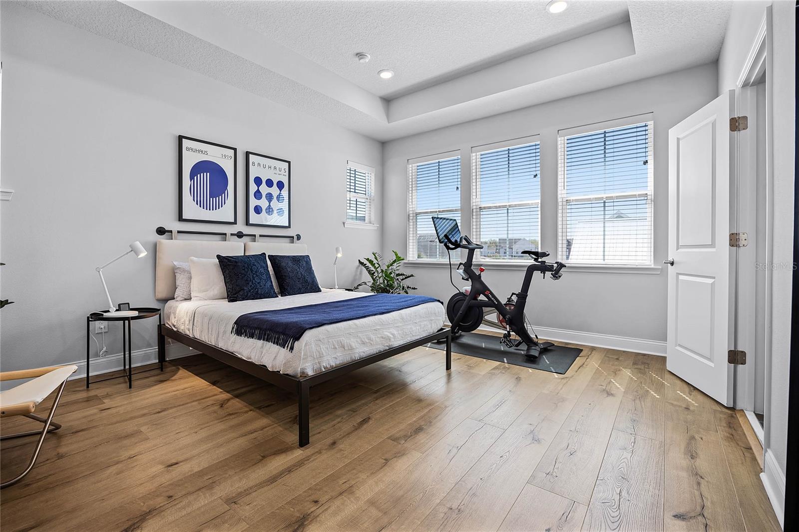 1118 EAGLES PASS WAY