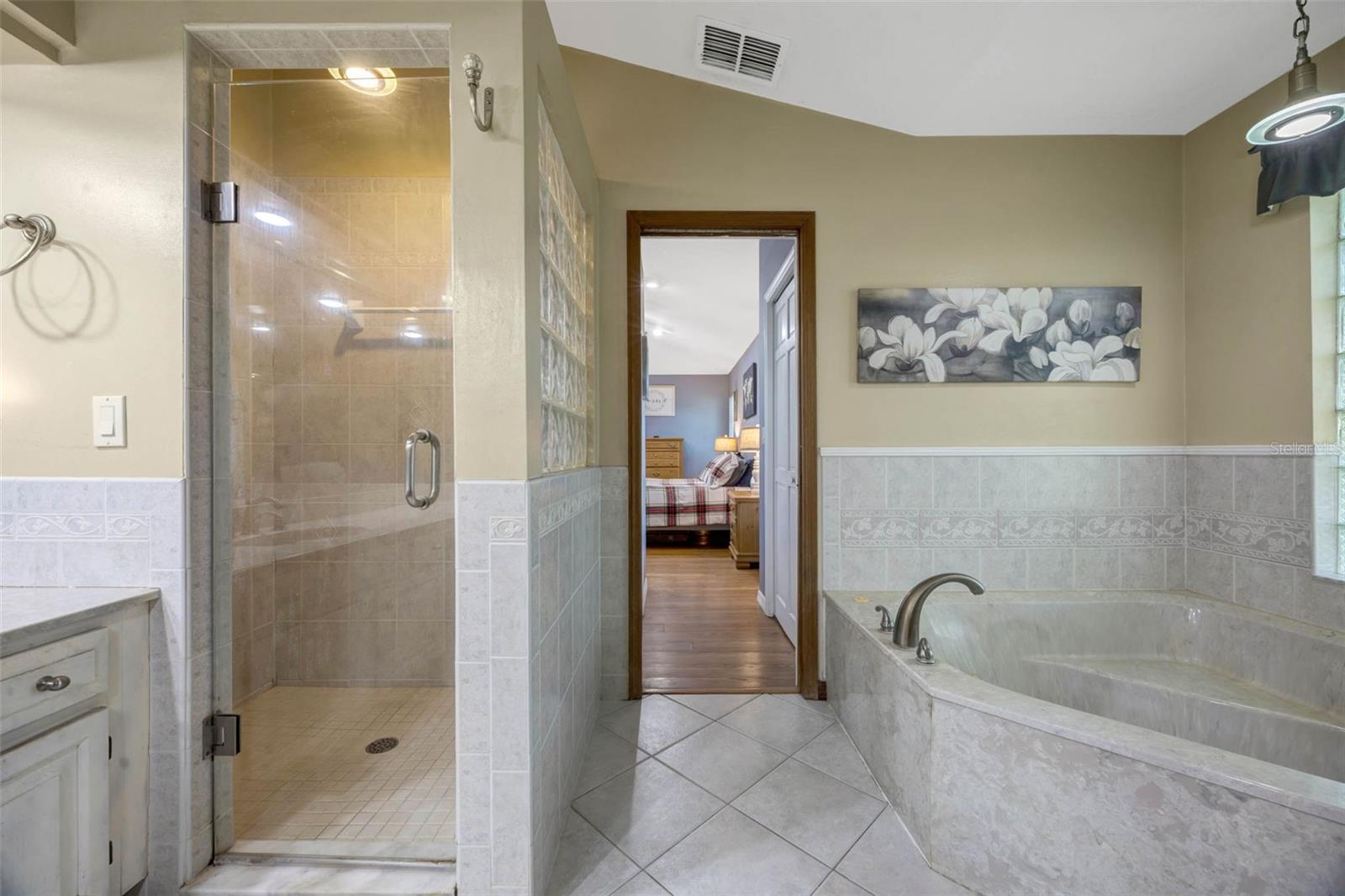 5301 FOREST BREEZE CT